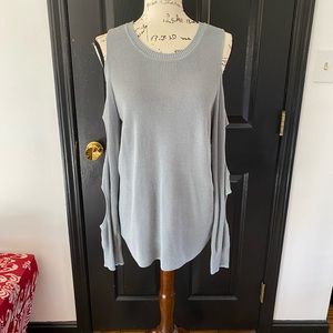 5/$25 - Hippie Rose - Grey Sweater - Size L